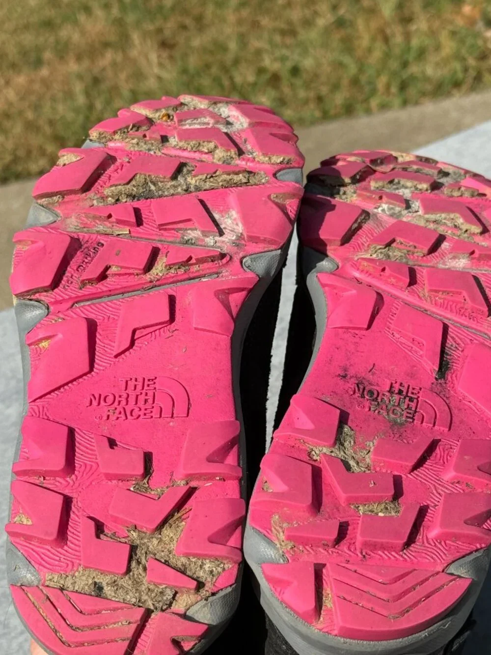 The North Face Hedgehog Hiker II Youth 4 Black Pink Waterproof Trail Boots 4216